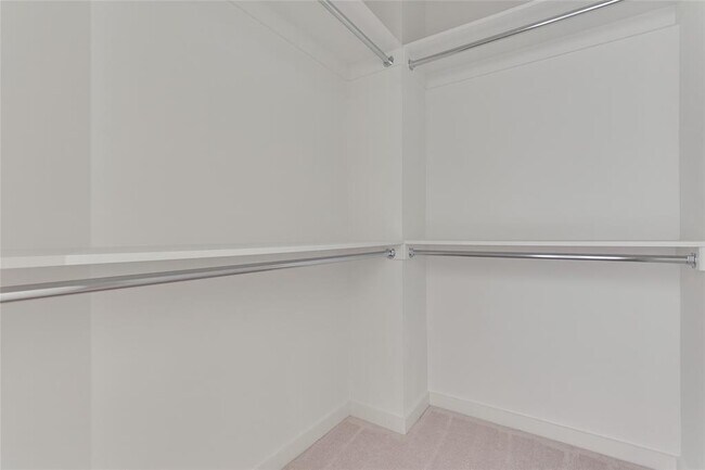 Building Photo - 1515 S Akard St