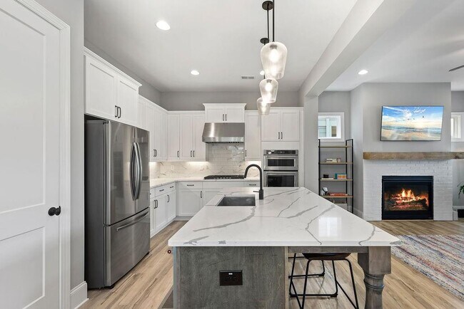 Building Photo - 2018 Cobblestone Wy NW