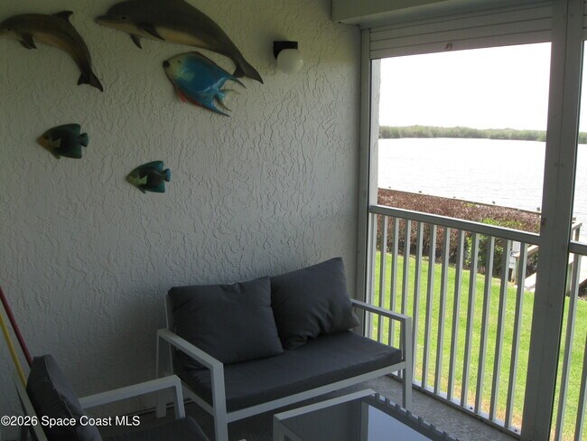 Building Photo - 630 S Brevard Ave