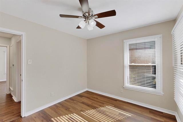 Building Photo - 2207 Housley Dr