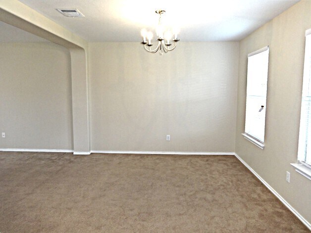 Building Photo - 922 Magnolia Hl
