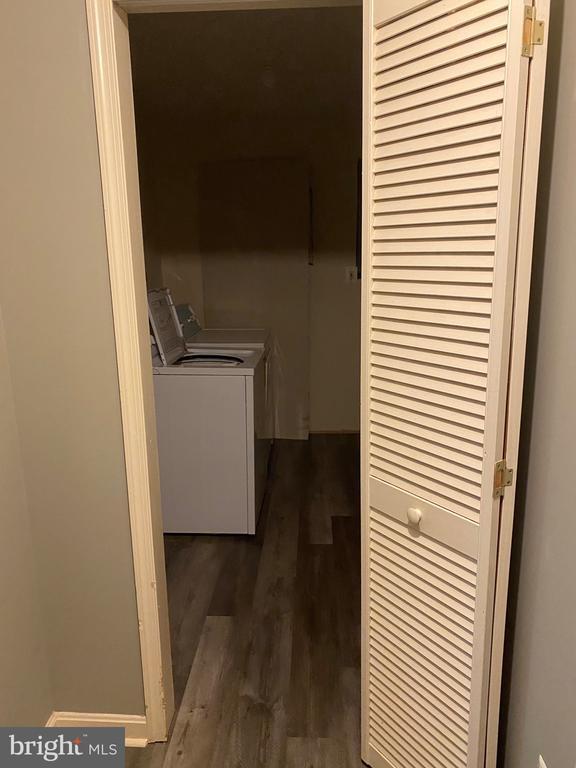 Building Photo - 21733 Tottenham Hale Ct