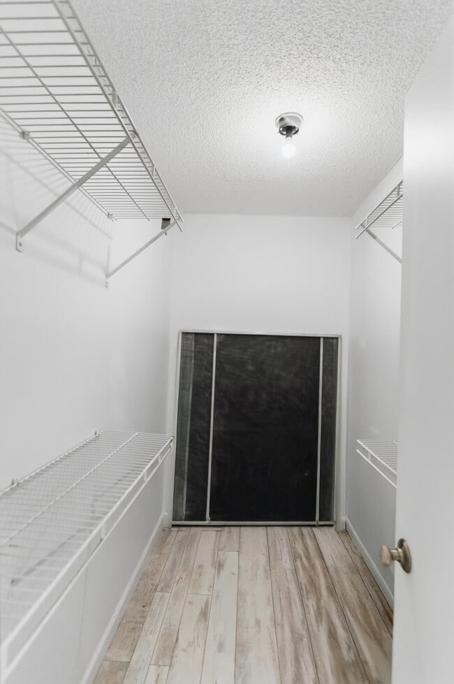 Building Photo - 9233 SW 8th St