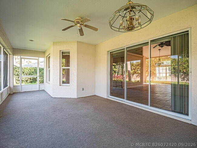 Building Photo - 141 39th Dr