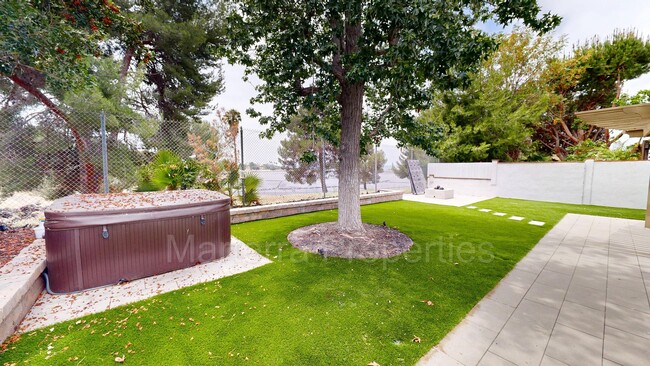 Building Photo - Amazing 3 Bedroom Home in Mission Viejo!