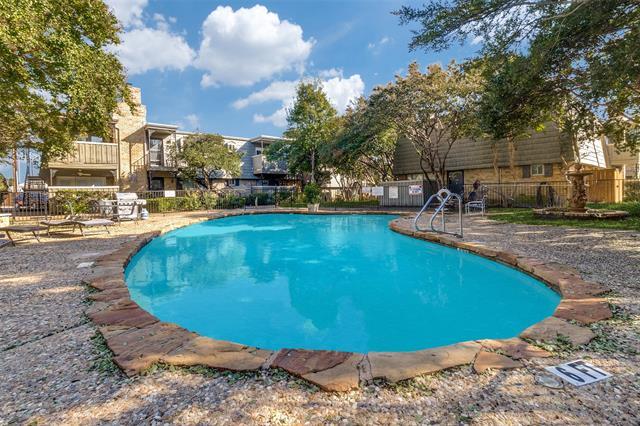 Building Photo - 7705 Meadow Park Dr