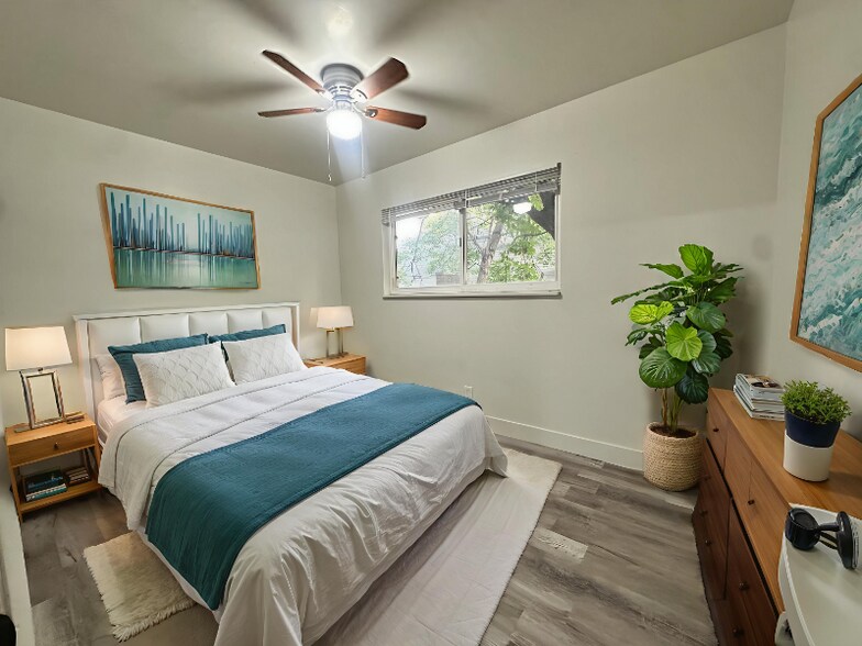 Building Photo - 1340 S 200 E