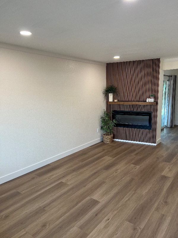 Building Photo - 1394 Pajaro Ave