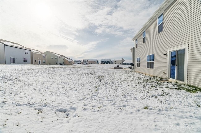 Building Photo - 1018 Redwood Rd