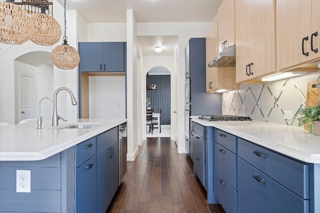 Building Photo - 124 Lavender Ln