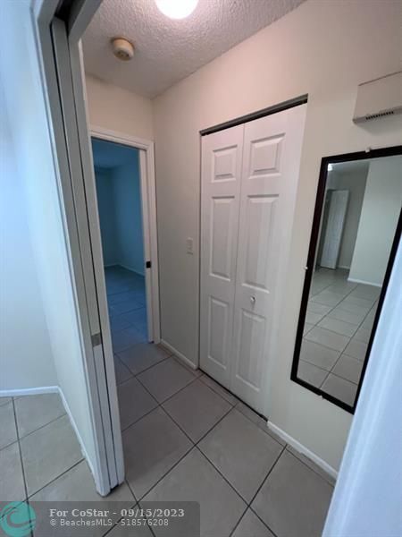 Building Photo - 108 Gardens Dr