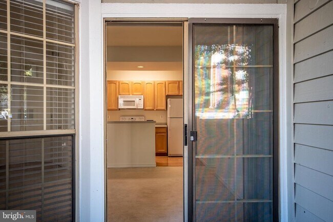 Building Photo - 12153 Penderview Ln