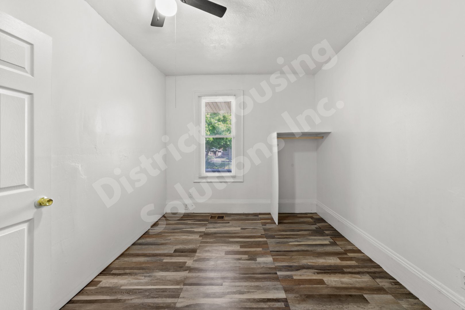 Building Photo - 8302 Sowinski Ave