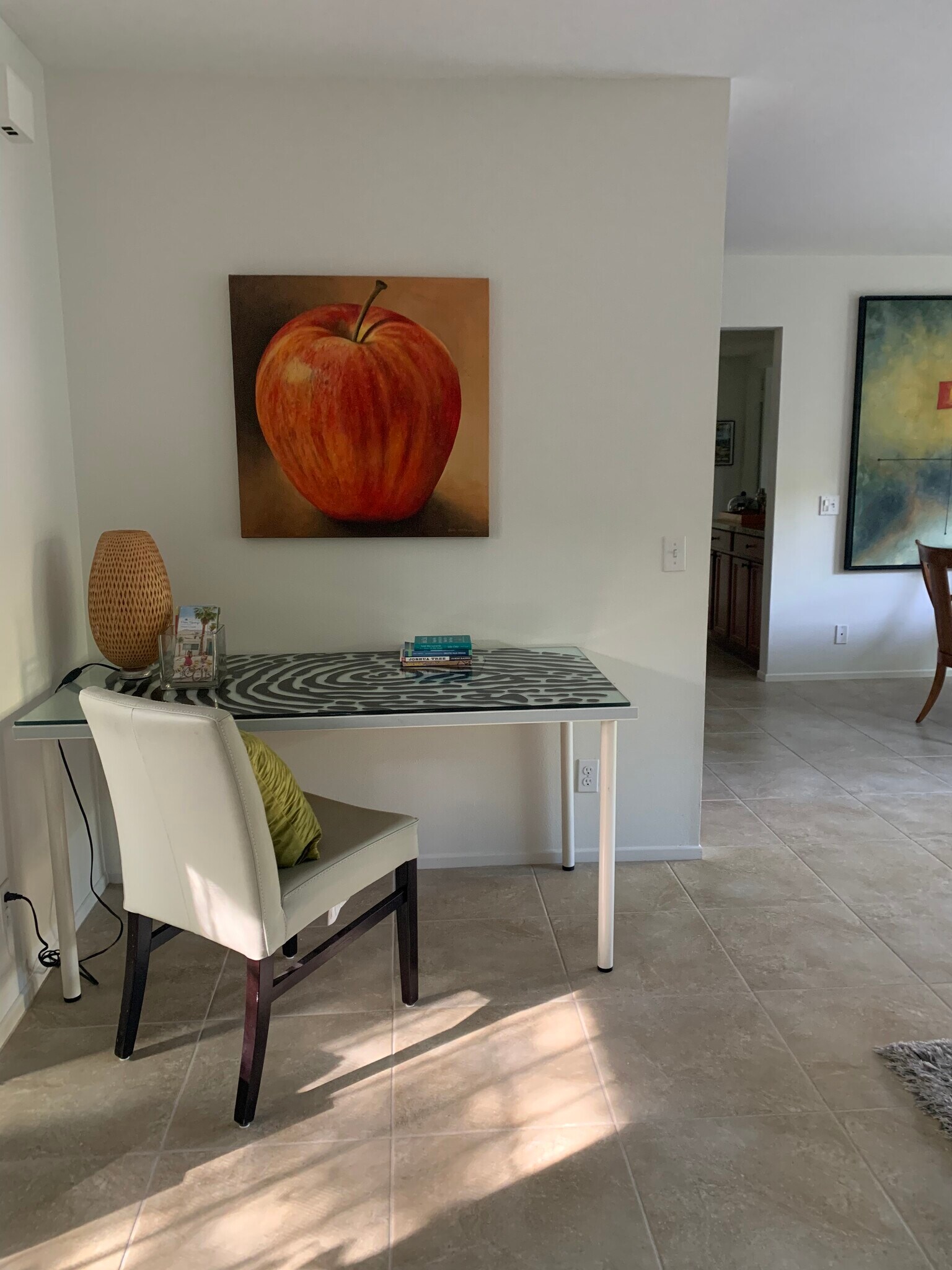 Building Photo - 1486 E Palm Tree Dr