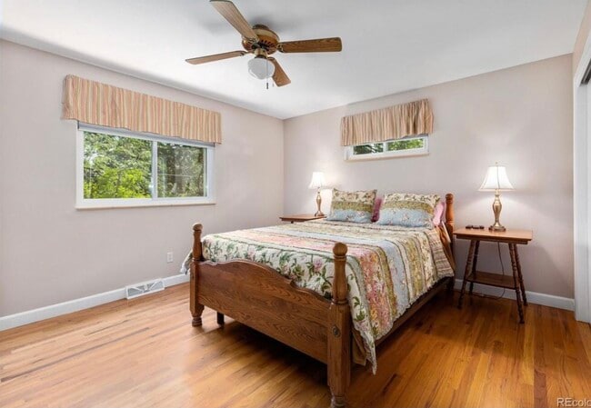 Bedroom 1 - 6836 Brentwood St