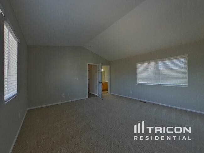 Building Photo - 419 Mt Cameron Ct