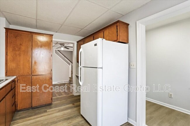 Building Photo - 805 S Potomac St