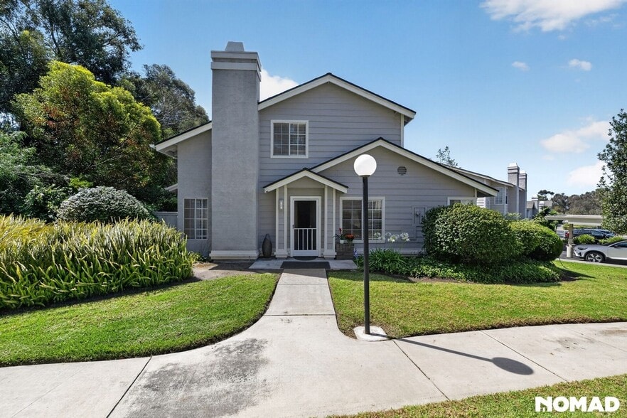 Building Photo - 2893 Sanford Ln