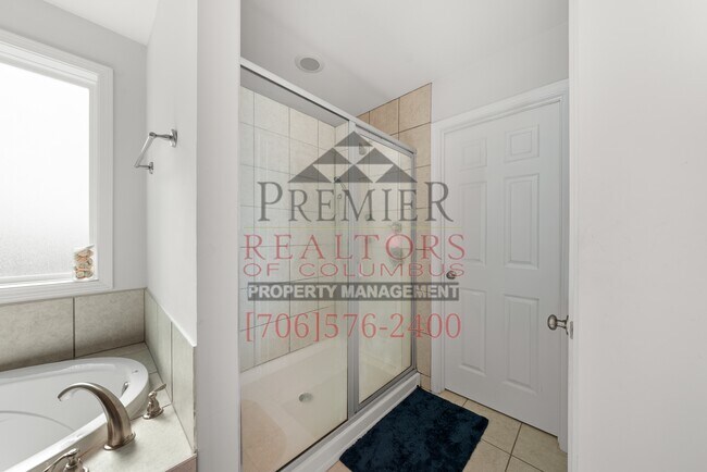 Building Photo - 7125 Double Pine Ct