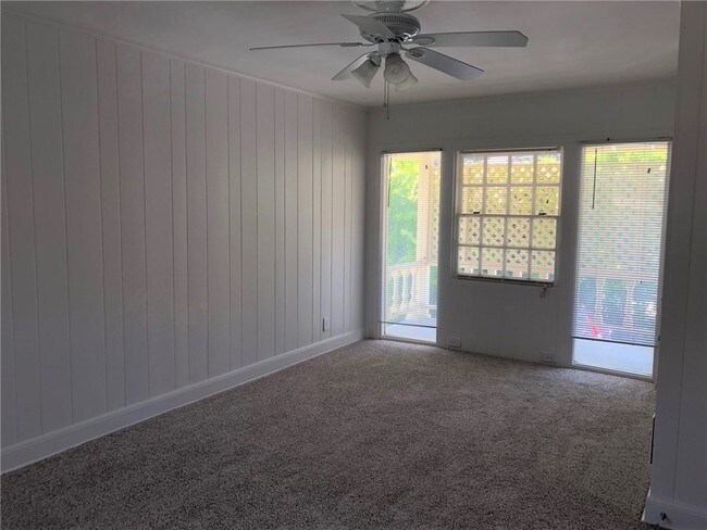 Building Photo - 2404 Rio Grande St