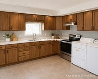 Building Photo - 11 Somerset St