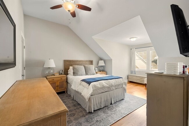 Building Photo - 30 Park St