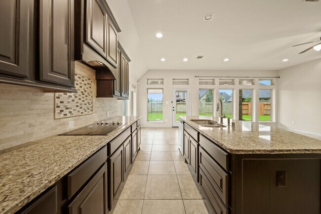 Building Photo - 1303 Paradise Creek Ln