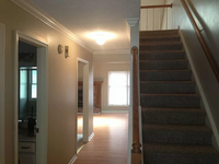 Building Photo - 3 bed 2 bath Townhome!