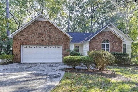 Building Photo - 105 Amick St