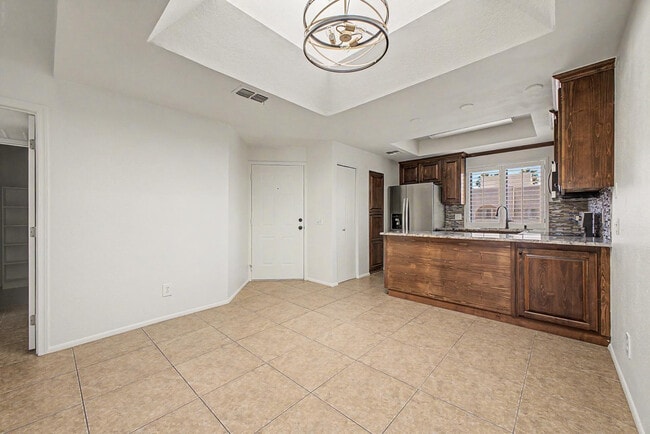 Building Photo - 11666 N 28th Dr