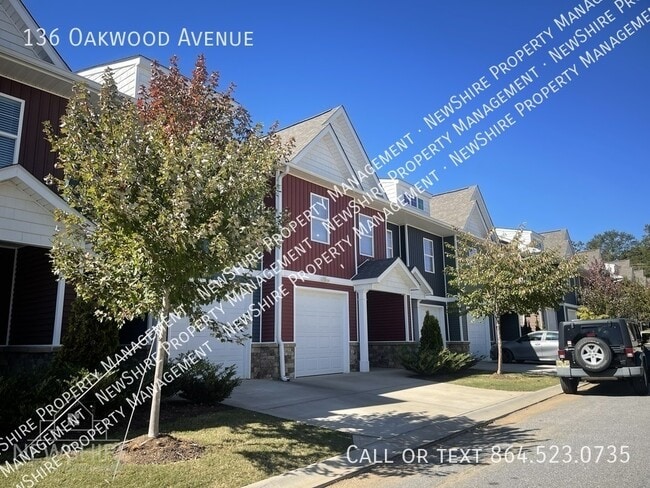 Building Photo - 136 Oakwood Ave
