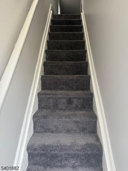 Building Photo - 10 Hopper St