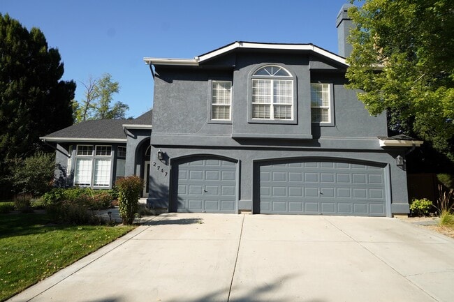 Building Photo - 2747 E Migratory Dr