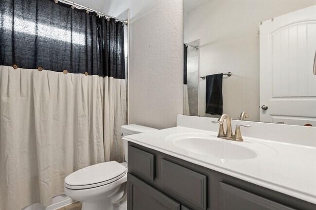 Building Photo - 1939 Village Orchard Ln