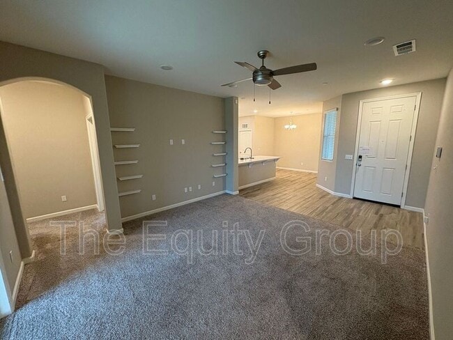 Building Photo - 4526 W Flagstaff Ave