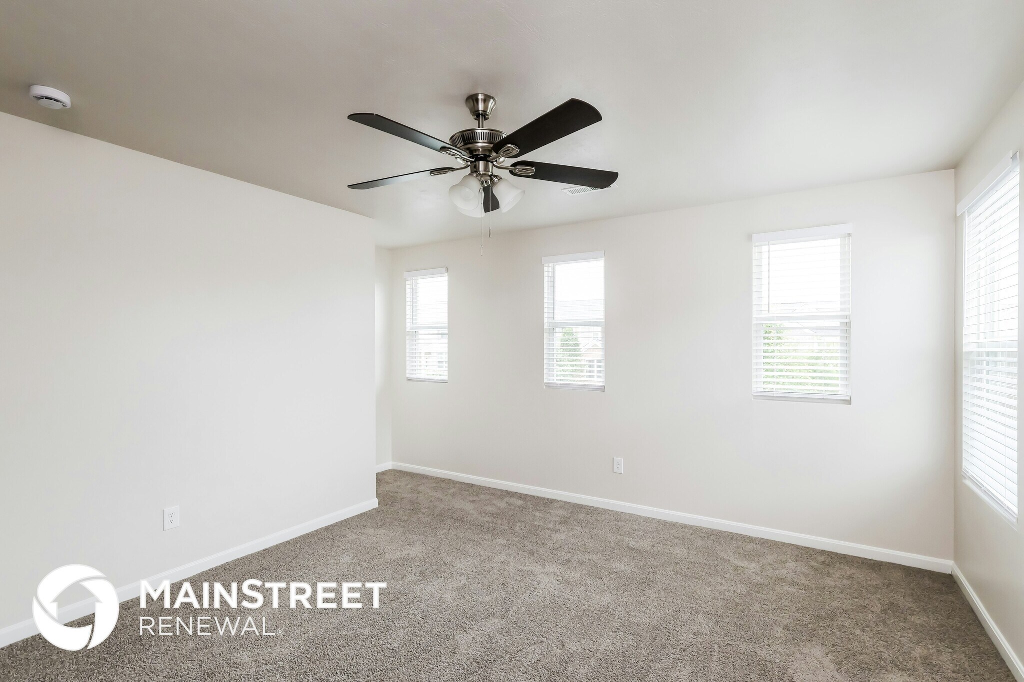 Building Photo - 12087 Parkview Trace Dr