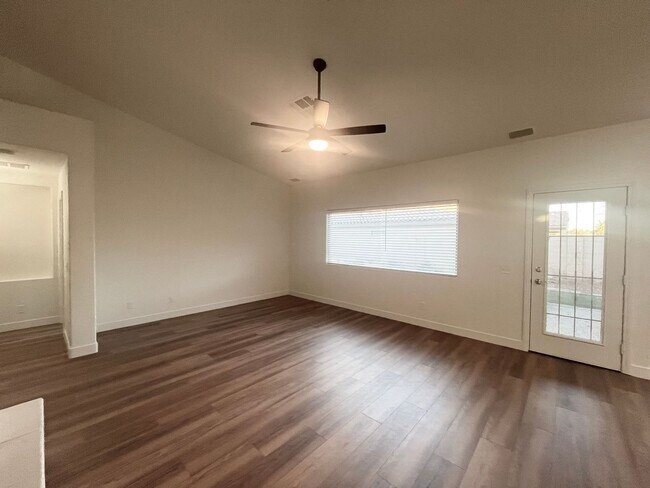 Building Photo - 2470 sq ft, remodeled single story, hard to find 5 bed, 2.5 bath, 2 car garage in guard gated Sta...