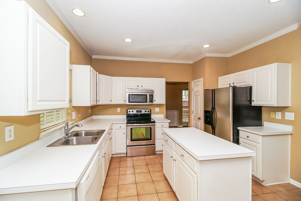 Building Photo - 8936 Coppermine Ln