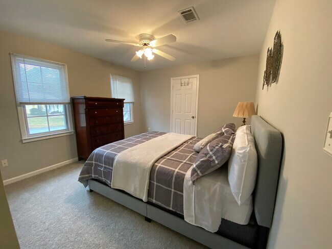 Building Photo - 3209 Ivory Trail