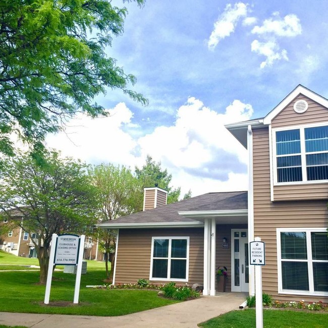 Primary Photo - Stonebrook Townhomes I & II