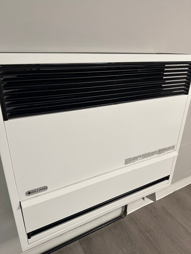 Building Photo - 4935 8th Ave