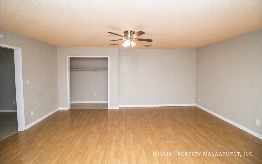 Building Photo - 4825 53rd St