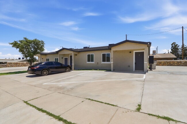 Building Photo - 8761 Lawson -