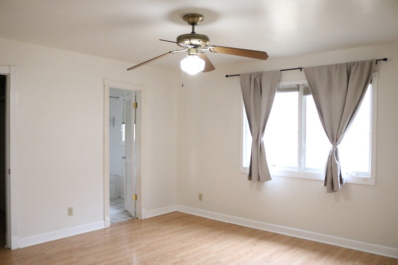 Building Photo - 7102 Moat Cove