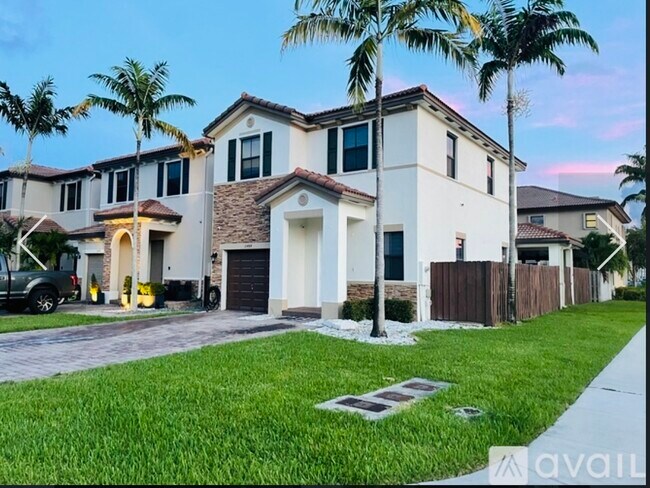 Primary Photo - 11484 SW 236th St