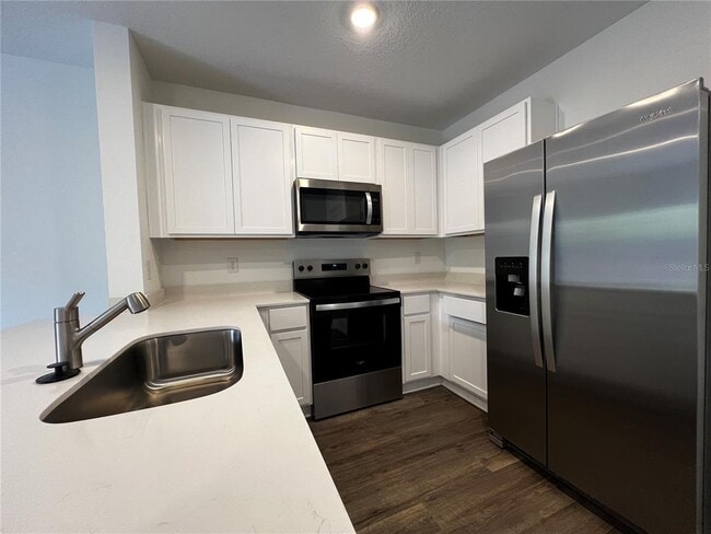 Building Photo - 2959 Canary Ave