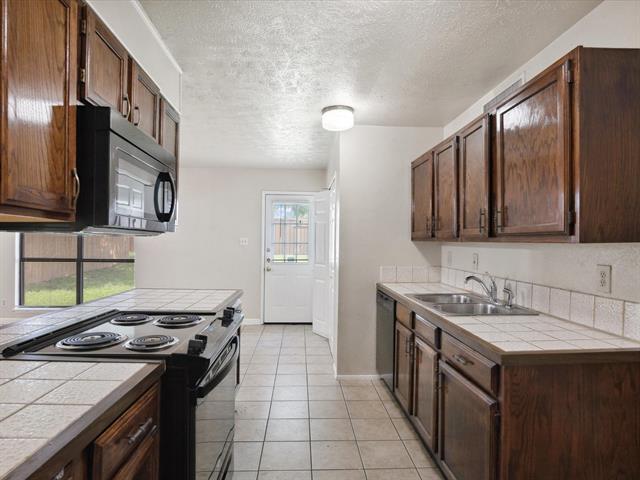 Building Photo - 10217 Ironwood Ln