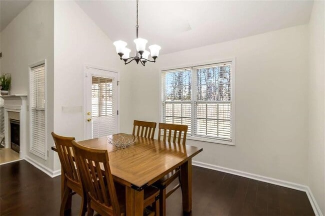 Building Photo - 1670 Cooper Lakes Dr