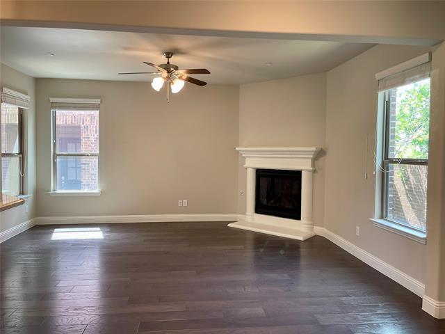 Building Photo - 6313 Burbank Wy