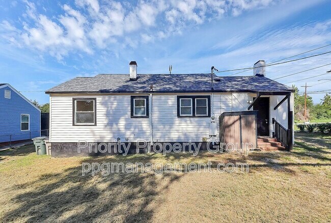 Building Photo - 1104 Linwood Rd
